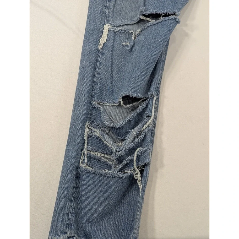 Vintage Levi's 501‎ 34x31 (36x32 Tag) Made In USA Light  Jeans Distressed Ripped